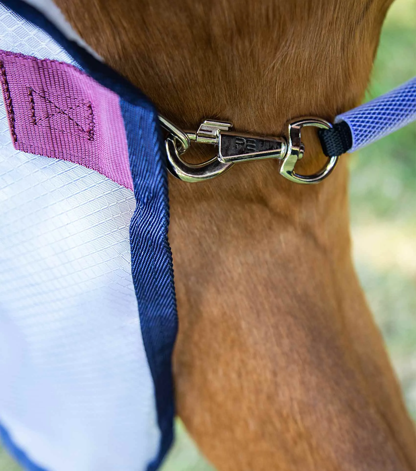 Buster Stay-Dry Super Lite Fly Rug with Surcingles Wine