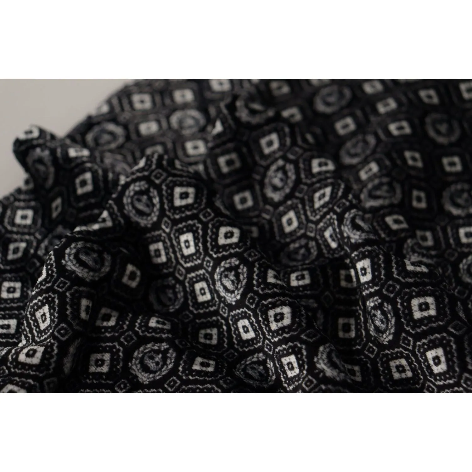 Dolce & Gabbana Elegant Black Geometric Silk Blend Scarf