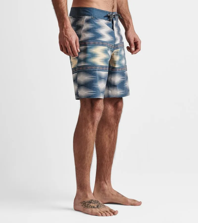 Passage Tremors Boardshorts 19"