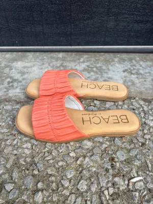 Viva Slide Sandal in Coral